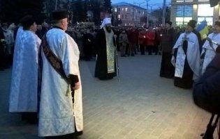 У Луцьку вшанували тих, хто загинув за єдність України (фото)