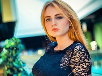 Міс «Солодка Вата»: у Мережі спливли фото молодої коханки ватажка «ДНР» Пушиліна