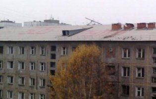 В Луцьку таки «залатають» аварійний дах багатоповерхівки: депутати дали гроші
