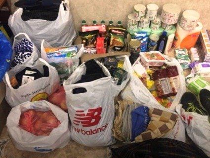 Крим наш: жителі півострова збирають допомогу для українських моряків