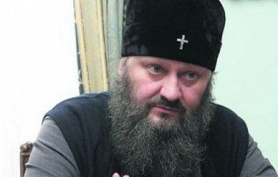 СБУ проводить обшуки у предстоятеля Києво-Печерської лаври