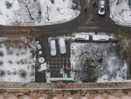 В Києві молодий атовець викинувся із 14-го поверху (фото, відео 21+)