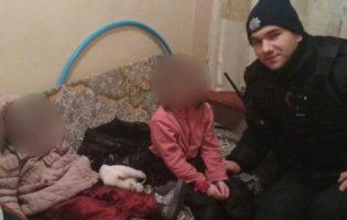 У Луцьку чоловік віддав дітей поліції, аби уберегти їх від матері - випивохи