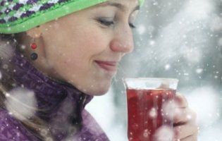 Повідомили, чи зігріває алкоголь взимку