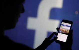 Спецслужби РФ пропонують українцям гроші за доступ до сторінок в Facebook і Twitter