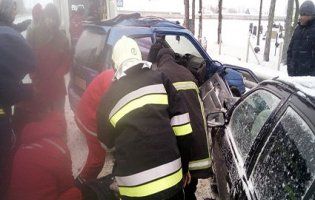 Затиснуло дитину: жахливе ДТП на Львівщині