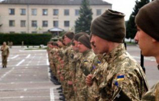 Військкоматів в Україні скоро не стане: позбуваємося «радянських рудиментів»