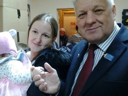 Святий Миколай із Польщі передав гостинці дітям Волині й Донбасу