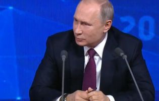 Пильно стежить: Путін на прес-конференції назвав рейтинг Порошенка і перекрутив прізвище Зеленського