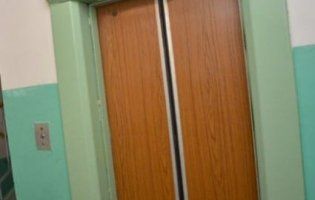 У луцькому реабілітаційному центрі пропонують встановити електричний ліфт