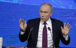 Відомий росіянин висміяв Путіна у вірші (відео)