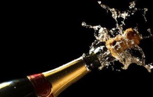 На замітку водіям: скільки спиртного можна випити і сісти за кермо