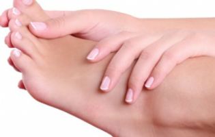 18 ознак проблем в організмі, які визначають по ступнях