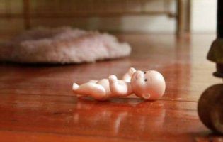 Смерть немовляти в Сумах: правоохоронці назвали причини трагедії