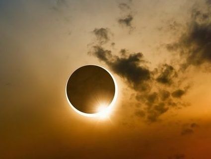 Сонячне затемнення у січні: чого не варто робити в цей день