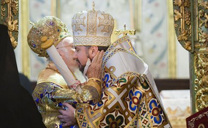  Вселенський патріарх Варфоломій надав Україні Томос про автокефалію.