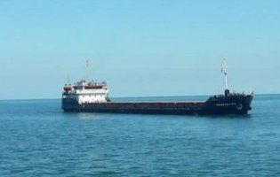Біля Туреччини через аварію судна загинули українські моряки: три тіла вже знайшли