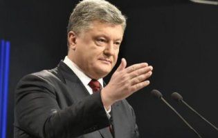 Порошенко порадив журналістам врешті вивчити українську: «Не хочете? Їдьте у Росію!»