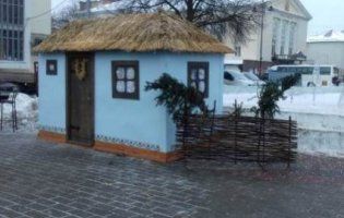 Центр Луцька готують до різдвяних фестивалів (ФОТО)