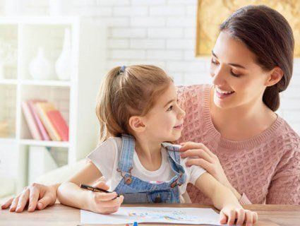 9 буденних фраз, які ви неправильно говорите своїм дітям