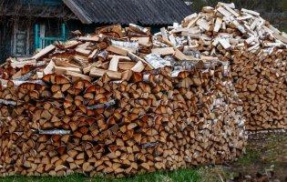 Де у Луцьку придбати торфобрикет, дрова для опалення*