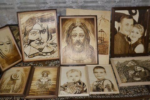 Як українець створює дерев'яні портрети принтером