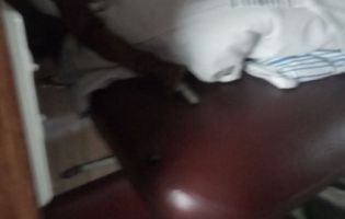 «Поїзд-убивця»: у  потязі Херсон – Львів під людьми зламалося дві купейні полиці (фото)