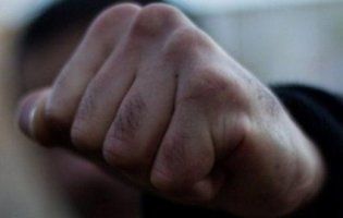 На Волині п’яний чоловік побив поліцейського