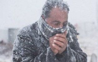 Хильнув зайвого і задубів: на Буковині чоловік впав у кому через переохолодження