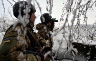 Бойовики обстріляли авто українських військових