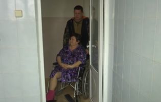 Лікар зробив інвалідом: на Миколаївщині жінці після вивиху відрізали ногу (відео)