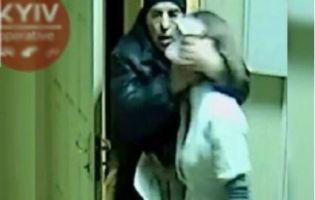 «Від смерті врятувала покупниця» : у поліції розкрили деталі зґвалтування аптекарки у Харкові