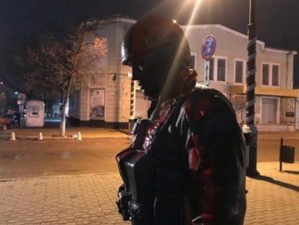 В Криму заляпали «кров'ю» пам'ятник російським окупантам (фото)