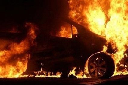 Під Луцьком спалили майно голови ОТГ: згоріли екскаватор і два автомобілі