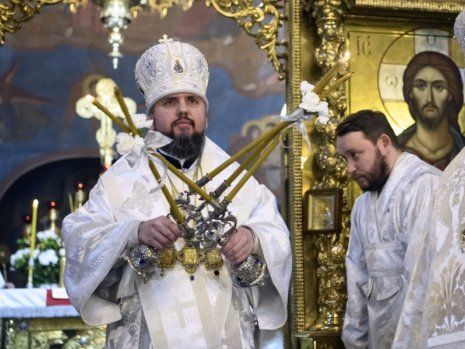Більшість православних українців вважають себе парафіянами ПЦУ