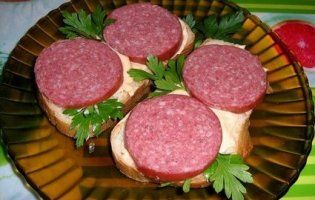 «Хліб-масло-ковбаса» викликають рак – Супрун