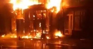 На Київщині через пожежу в супермаркеті згоріли 12 осель (відео)