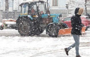 Київ засипало снігом (фото)