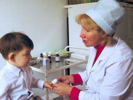 У Луцьку не вистачає шкільних медсестер