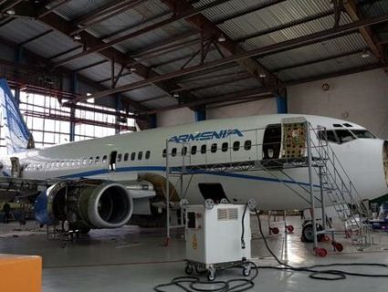 Авіатехніку марки Boeing ремонтуватимуть у Києві