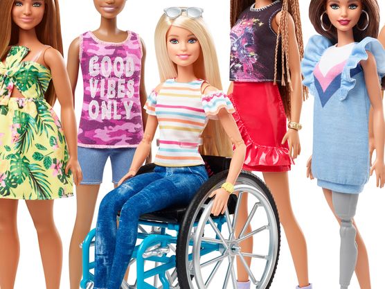 Ляльку Барбі посадять на інвалідний візок (фото)