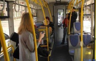 У Тернополі люди викликали поліцію до п'яного водія тролейбуса