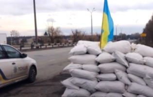 На Дніпровщині блокпост облаштували фейкові «військові»