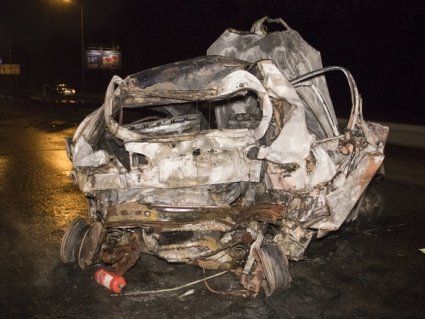 В Києві жінка згоріла заживо в авто (фото, відео)