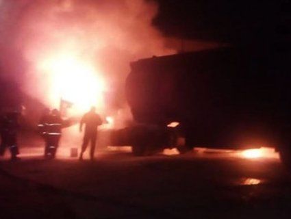 На Миколаївщині горів бензовоз: постраждав водій