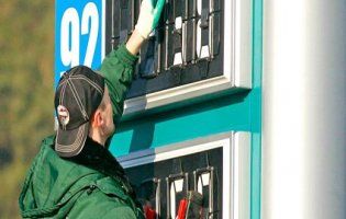 Білоруський бензин: європейці платять менше, ніж українці