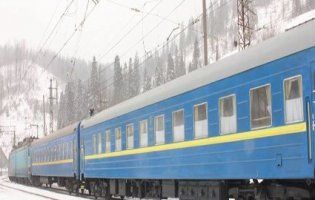 Укрзалізниця призначила 17 додаткових поїздів до 8 березня