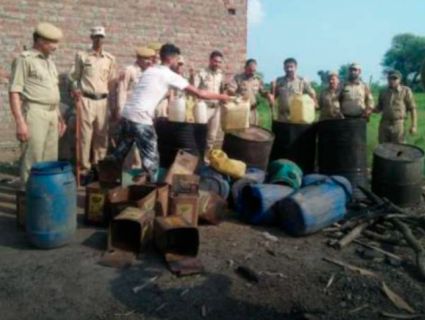 В Індії від отруєння сурогатом помер 41 працівник чайної плантації