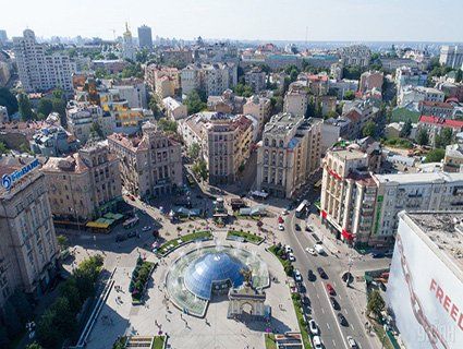 Жителів Києва стає більше: звідки їдуть