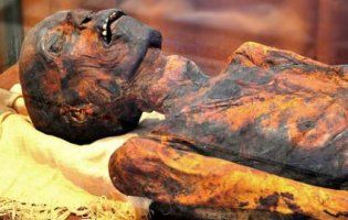Вчені розкрили секрет незвичайної мумії віком у 2000 років